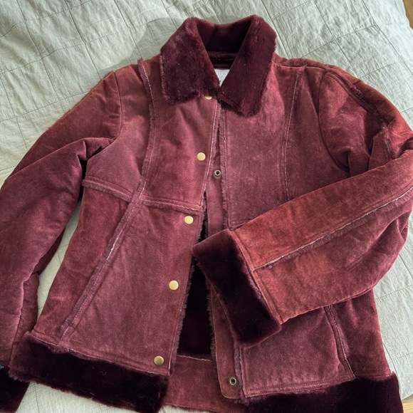 Vintage burgundy suede and faux fur shearling coat - Picture 8 of 9